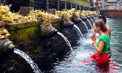 tirta-empul-bali.jpg