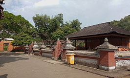 lombok-country-side-tour-lingsar-temple