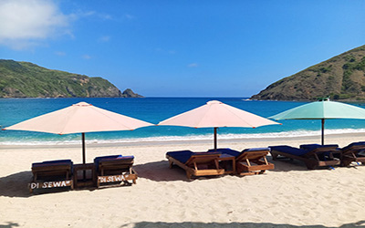 mawun-beach-lombok