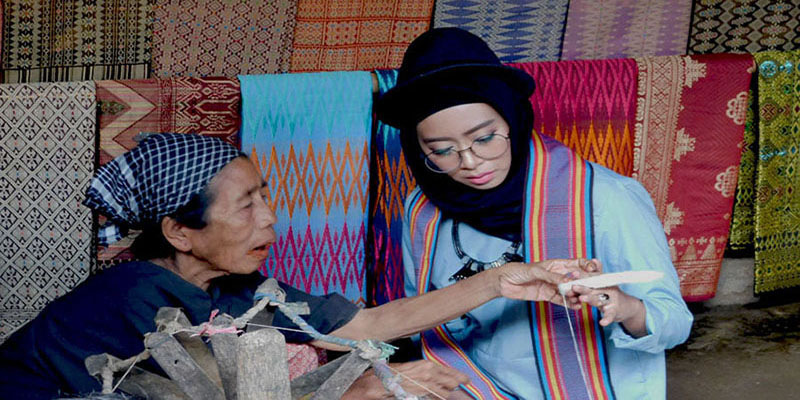 lombok-sasak-traditional-tour-sukarara-village